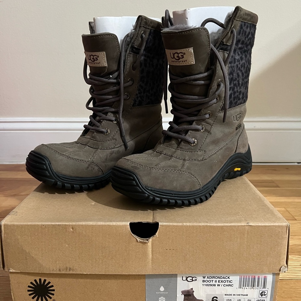UGG Brown Lace-Up Winter Boots